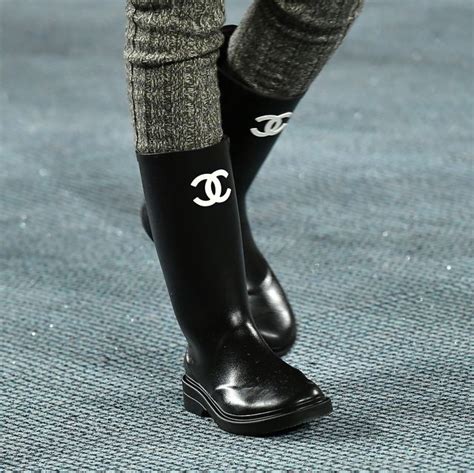 botas de agua chanel